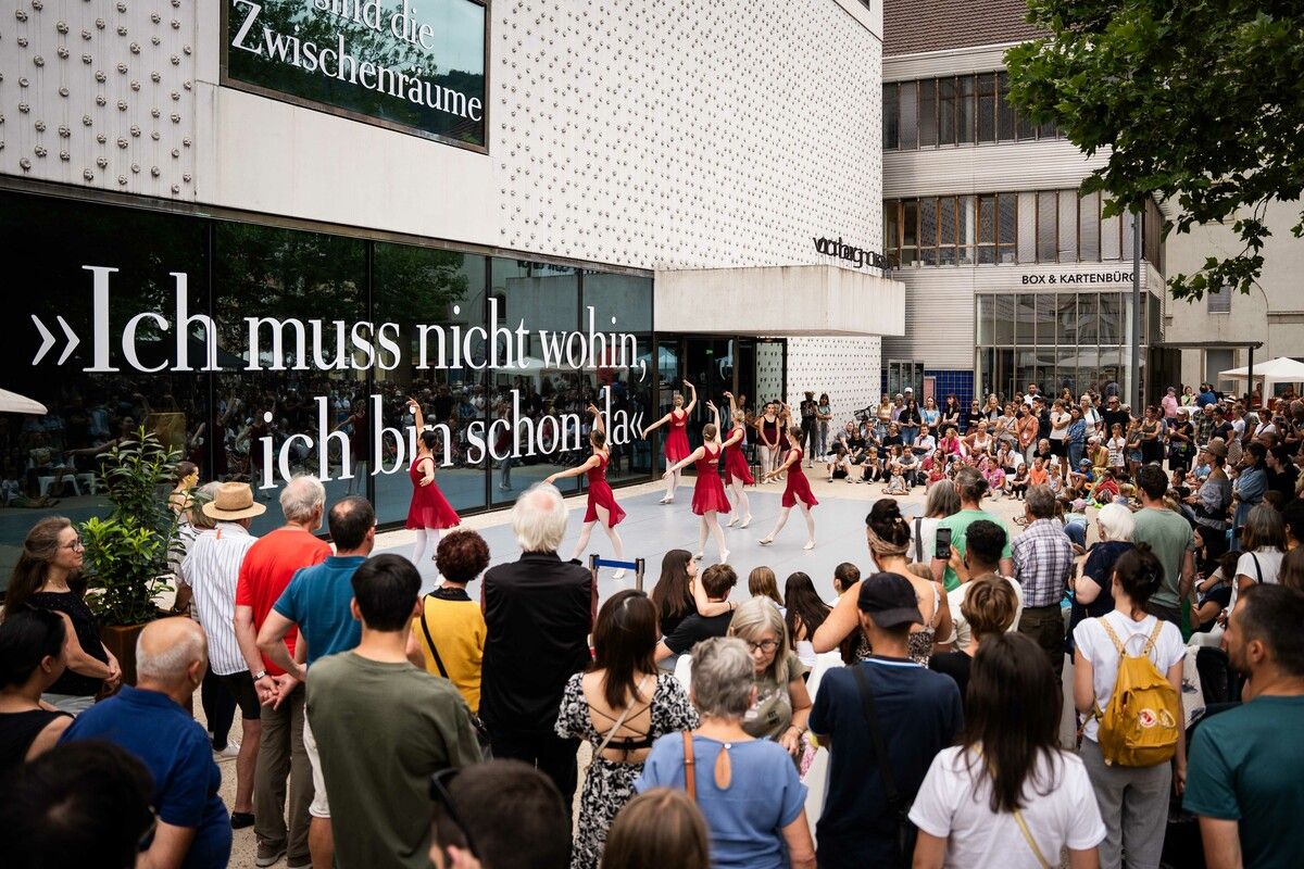 Ausdrucksstarke Tanzperformances stehen bei der Young Art Generation auf dem Programm.⇒Stadt/Lins