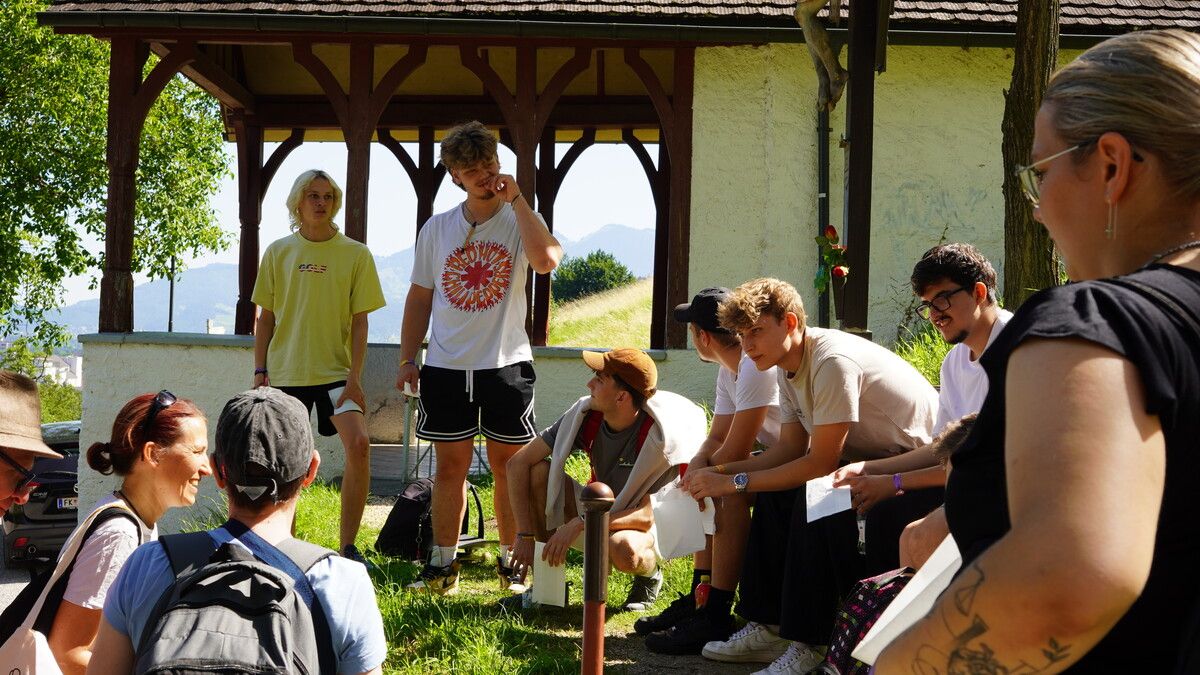 Bei der Elendbildkapelle wurden die Jugendlichen dazu angehalten, ihre Sorgen hinter sich zu lassen.⇒JKV
