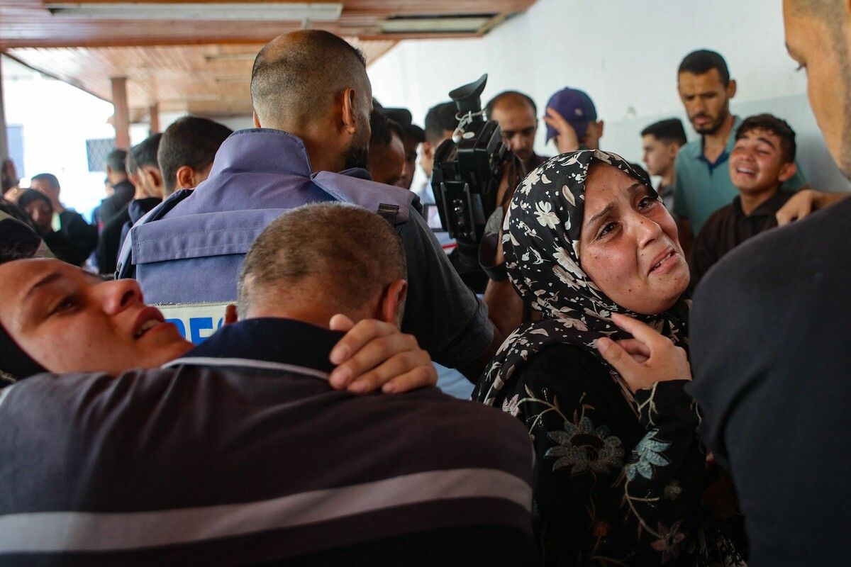 Bei israelischen Angriffen im Gazastreifen sind palästinensischen Angaben zufolge mindestens 13 Menschen getötet worden, unter ihnen drei Reporter.