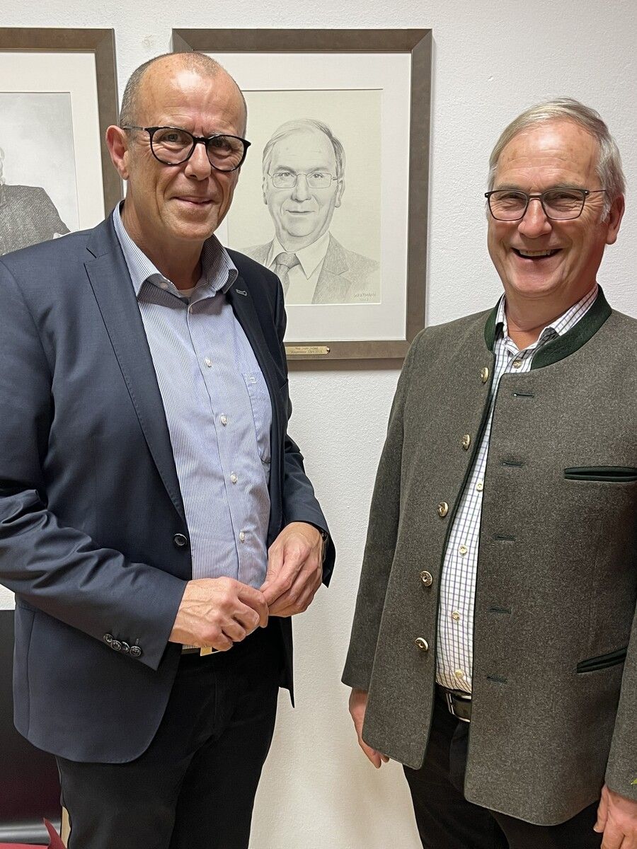 Bürgermeister Walter Gohm und Altbürgermeister Eugen Gabriel.⇒mg frastanz