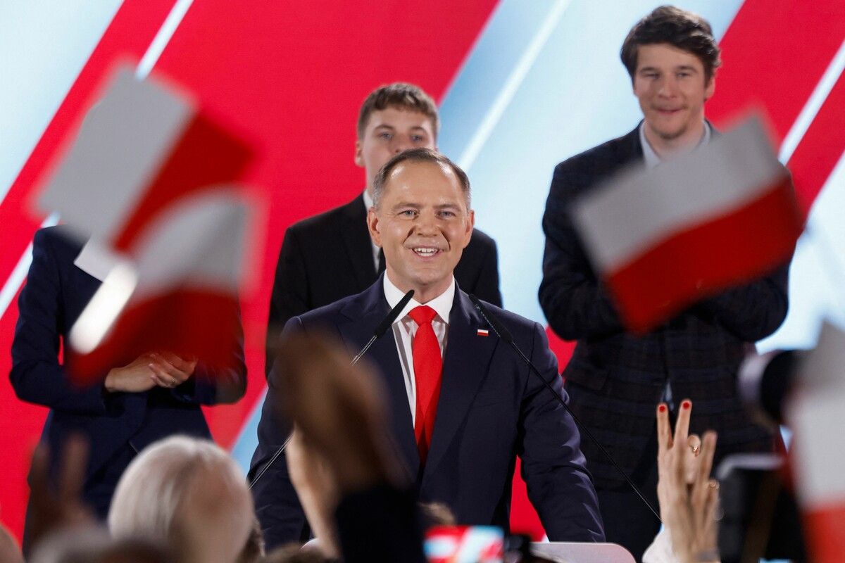Der rechtskonservative Karol Nawrocki hat die Präsidentenwahl in Polen offiziell gewonnen.⇒afp