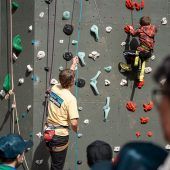Schnupperklettern am „Kids Buin“