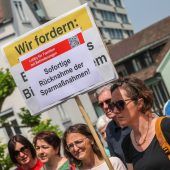 13.000 Unterschriften und eine Einladung