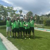 Bludenzer Herren erobern in zweitem  Anlauf nationalen Minigolf-Thron