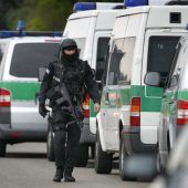 Vorarlberger wedelte bei Veranstaltung im Allgäu mit Hakenkreuzfahne