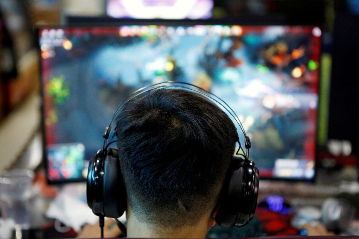 Die übermäßige Nutzung digitaler Medien, etwa in Form von Online-Spielen, belastet auch die Jugendlichen selbst zunehmend.⇒reuters