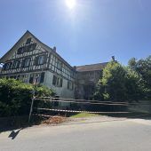 Gasthaus Bären stürzt weiter ein