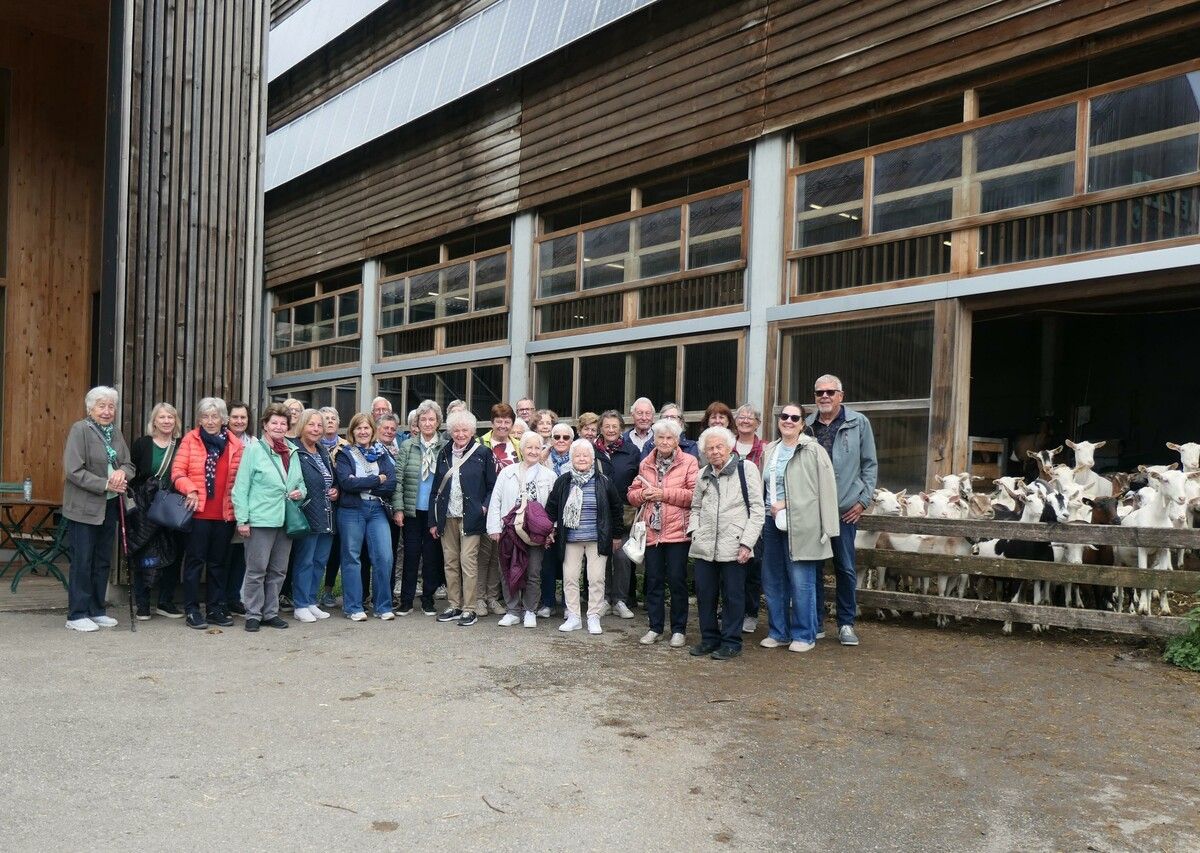 Einblick in nachhaltige Landwirtschaft: Vorarlberg 50Plus Hohenems besucht den Metzler-Biohof in Egg.⇒Vorarlberg 50Plus Hohenems