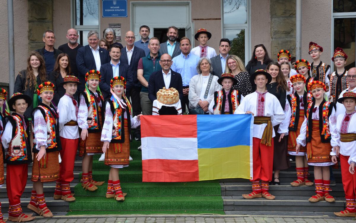 Empfang der Bregenzer Delegation in Jaremtsche: Die beiden Städte wollen ihre Partnerschaft vertiefen.  ⇒Stadt 