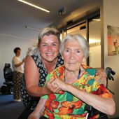 Jubiläumsfest mit Bewohnern, Ehrengästen und Musik gefeiert