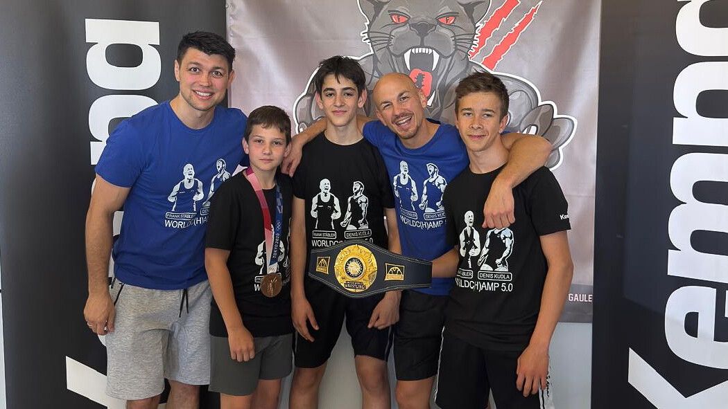 Ilias Demirel, Mert Ates und Noah Netzer mit den beiden Weltklasseringern Denis Kudla und Frank Stäbler. ⇒ALO