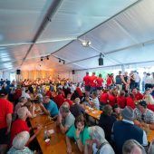 „Mitnand gmüatlich hia” im Hatlerdorf