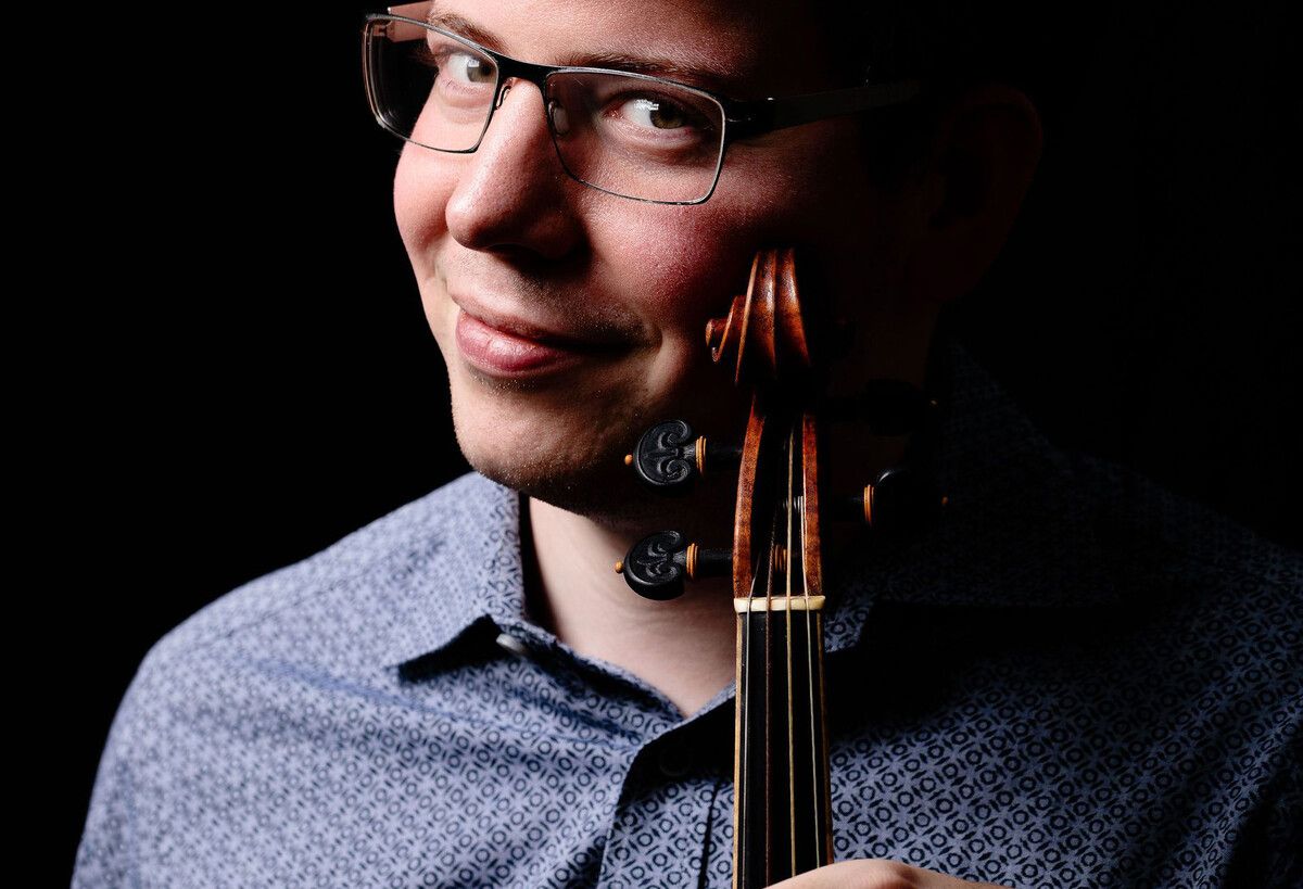 Lukas Michael Hamberger eröffnet die Konzertreihe mit Werken auf Barock-Violine und -Viola.⇒verein