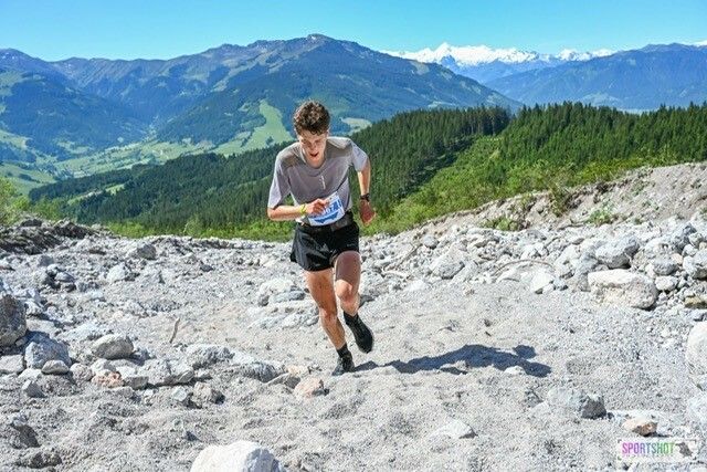 Maximilian Meusburger startet im August für Österreich bei der Nachwuchs-WM im Sky-Running. ⇒verein