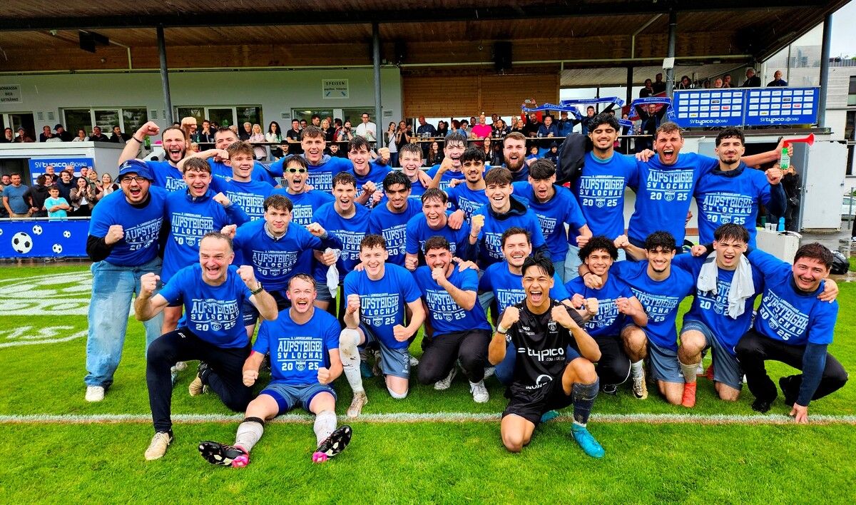Mit großer Begeisterung feierte das junge 1b-Team des SV typico Lochau, die Lochau Juniors, beim Meisterschaftsfinale im Stadion Hoferfeld als „Vizemeister der 3. Landeklasse“ den verdienten Aufstieg in die 2. Landesklasse.⇒BMS