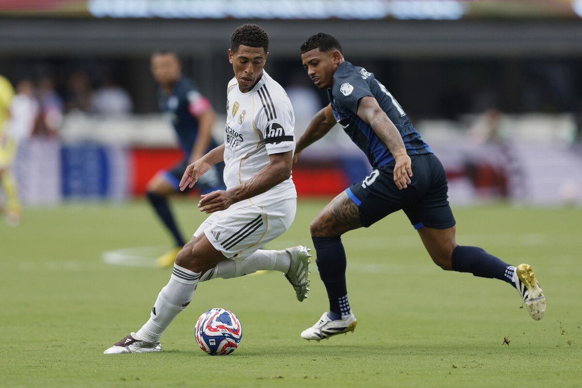Real Madrids Superstar Jude Bellingham ist auch nicht von der Qualität des Rasens bei der Club-WM in den USA angetan.⇒ap