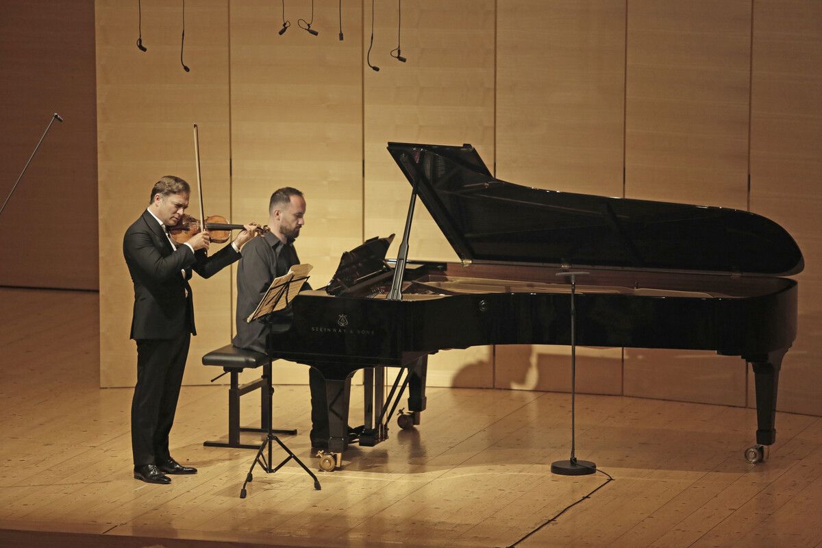 Renaud Capuçon, Violine, und Igor Levit am Klavier begeisterten das Schubertiade-Publikum in Schwarzenberg.⇒Schubertiade