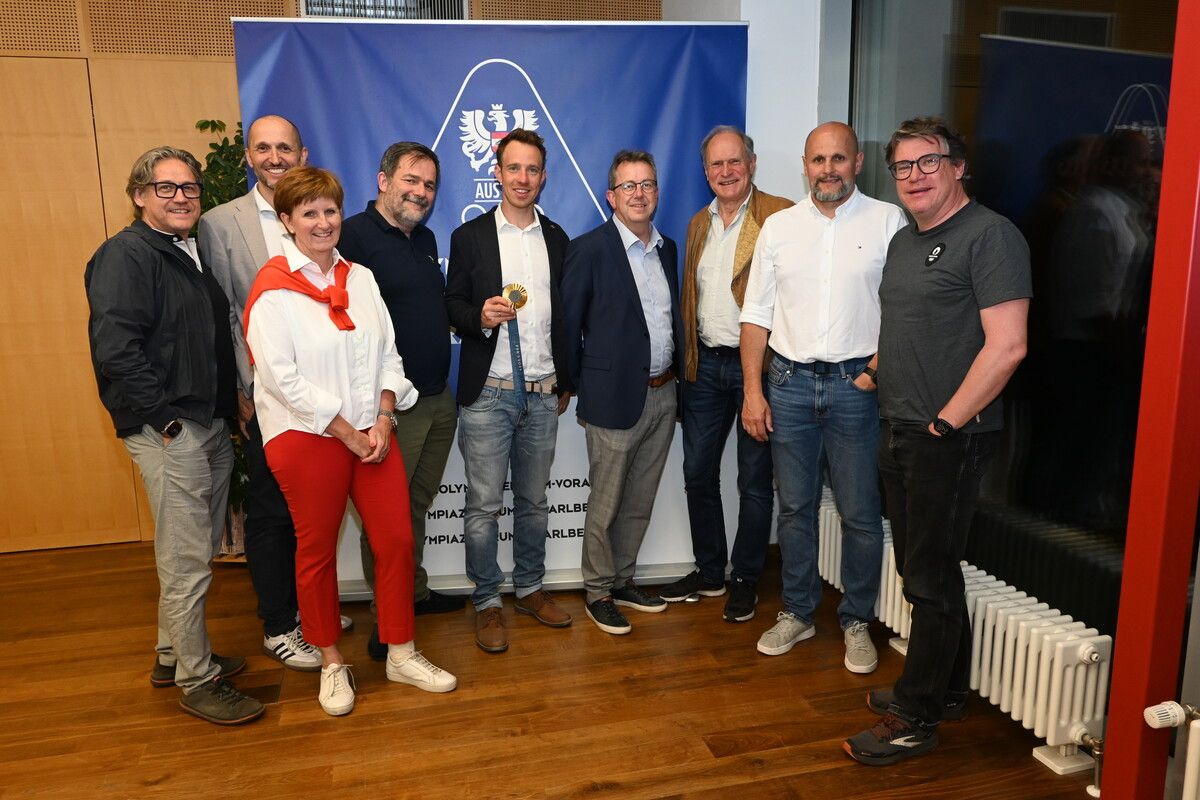 Starke Beispiele für die enge Verbindung von Vorarlbergs Wirtschaft und Spitzensport präsentierte der Marketingclub Vorarlberg. Segel-Olympiasieger Lukas Mähr, Peter Mennel (ÖOC) und Sebastian Manhart (Olympiazentrum) zeigten ihre Strategien und Erfolgsfaktoren, mit echten Take-Home-Messages für Privatleben und Business.