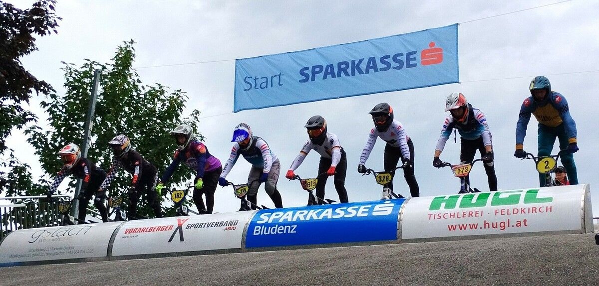 Valentin Muther (l.) dominierte beim BMX-Weekend.⇒Verein