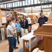 Orgelschüler besuchten Rieger-Werkstatt