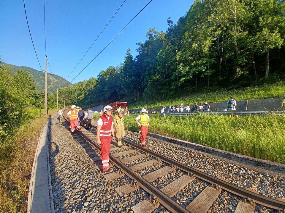 Zahlreiche Einsatzkräfte wurden vor Ort gerufen. 