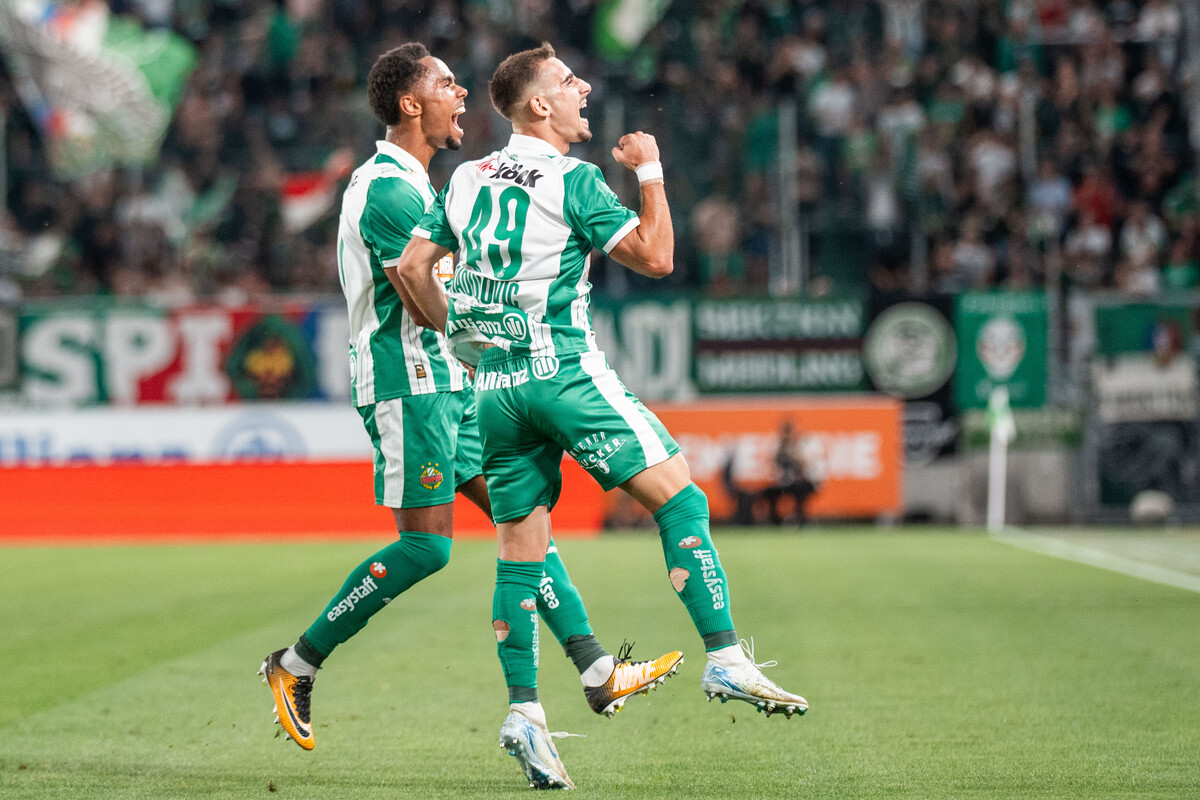 Andrija Radulovic (rechts) und Petter Nosa Dahl bejubeln ihre Treffer. ⇒apa