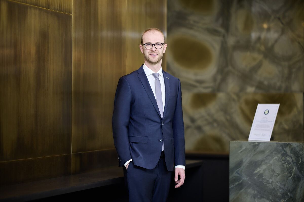 Benjamin Meier ist seit sieben Jahren bei der Volksbank Vorarlberg tätig. ⇒ M.Hagen