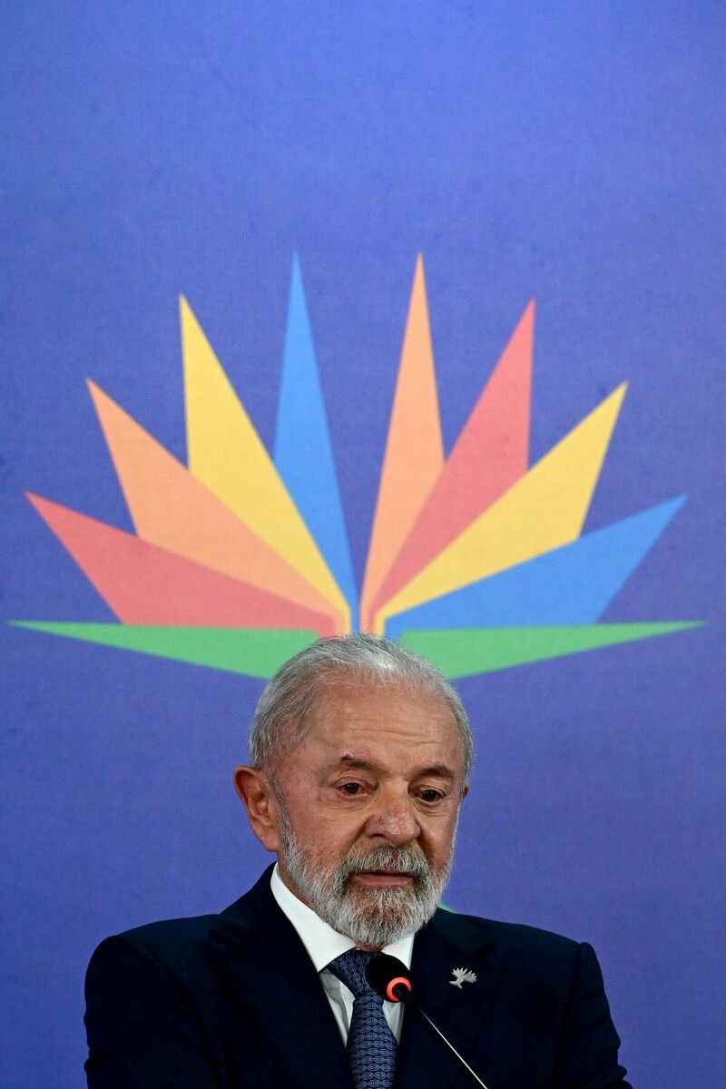 Brasiliens Präsident Lula da Silva bei einer Pressekonferenz beim BRICS-Gipfel in Rio im Zeichen neuer Zolldrohungen aus den USA. AFP (5)