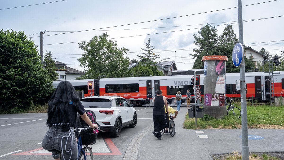 Der Bahnübergang in Bregenz-Vorkloster soll nach dem Willen der Stadtvertretung weg. ⇒Stadt Bregenz