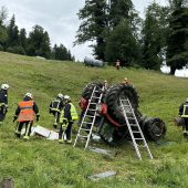 Traktor stürzte in Kennelbach ab
