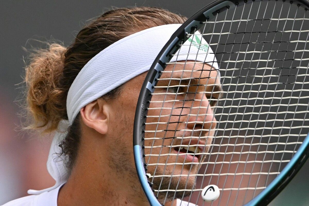 Der Weltranglistendritte Alexander Zverev scheiterte bereits in der ersten Wimbledon-Runde am Franzosen Arthur Rinderknech. ⇒afp