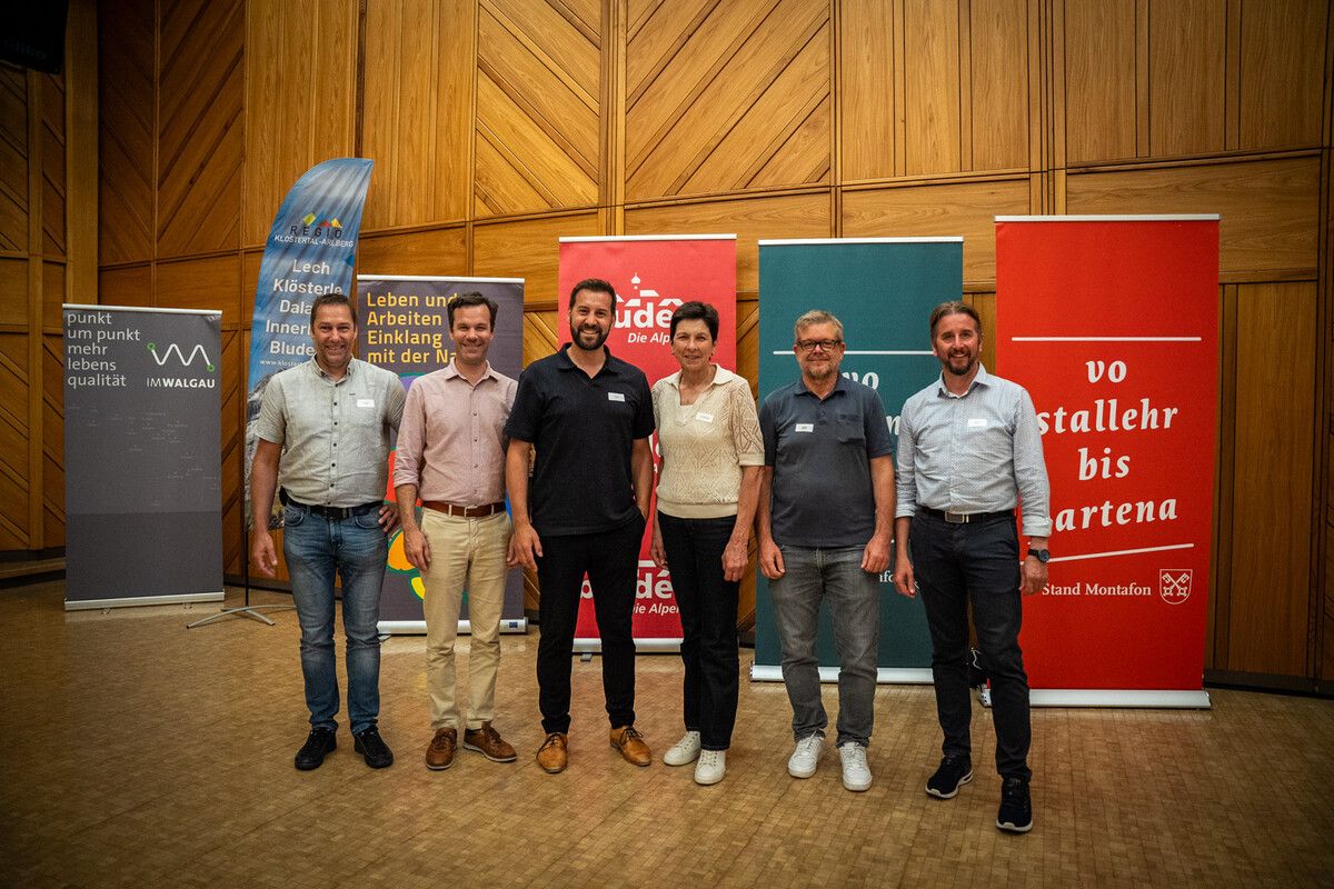 Die politischen Vertreter der V:Süd-Lenkungsgruppe bei der Fachveranstaltung. ⇒V:Süd