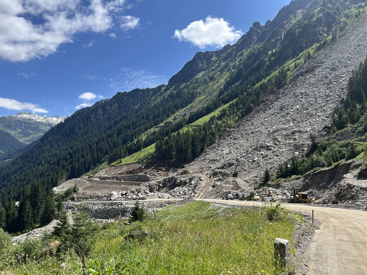 Die Sanierungsarbeiten an der Silvretta-Hochalpenstraße laufen auf Hochtouren.