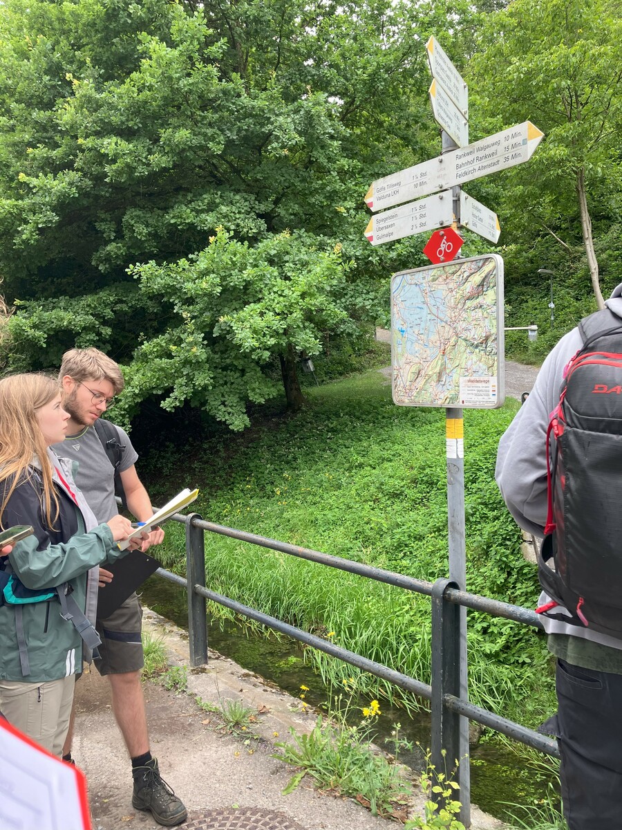 Ein gepflegtes und gut ausgeschildertes Wegenetz ist zentrales Qualitätsmerkmal für den Wandertourismus. ⇒VLK/Innauer