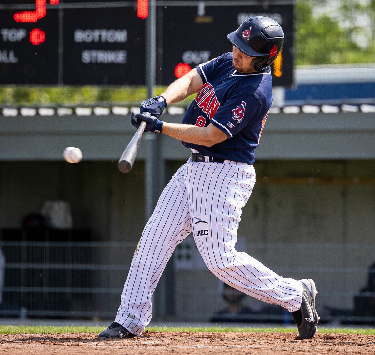 Ferndinand Obed fixierte mit einem Walk-Off-Single den 8:7-Sieg der Indians.⇒Verein