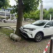 Crash vor Landhaus