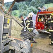 Traktorbrand im Heulager verhindert