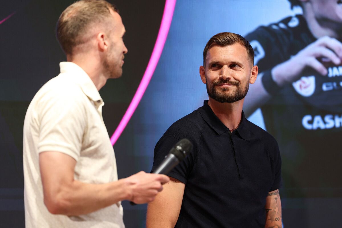 Als Kapitän und vor allem dank seinem Kämpferherz kennt Lukas Jäger (links) seine Rolle im Team von Cheftrainer Fabio Ingolitsch (rechts) sehr genau.⇒gepa