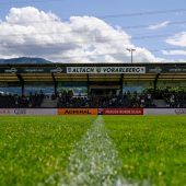 Von sechs auf eins: Top-Rasen in Altach