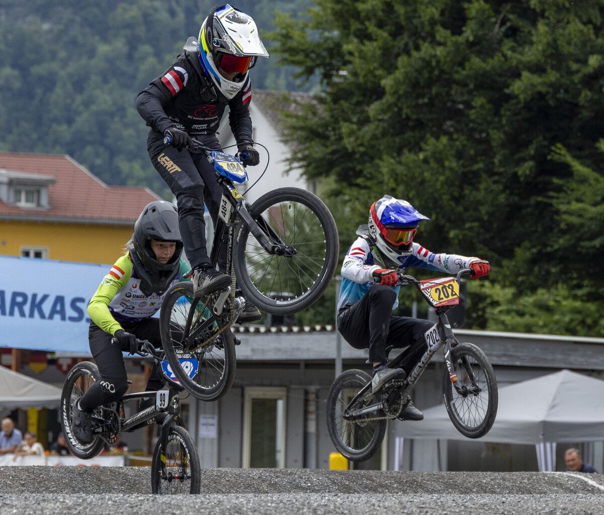 In der Kategorie Boys 11/12 holte sich Samuel Meitz (l.) vom RC Gisingen Gold und Luka Oppel (r.) wurde Vizemeister. ⇒Paulitsch