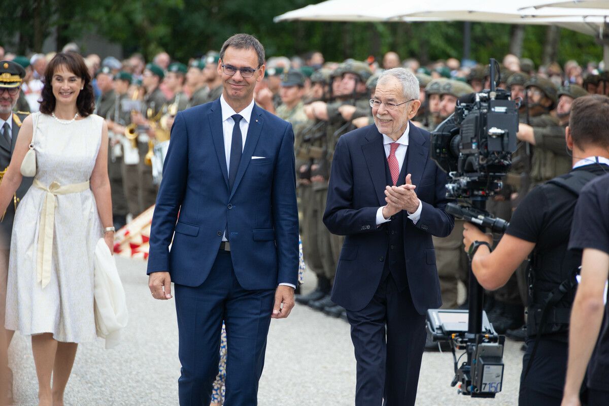 Landeshauptmann Markus Wallner und Bundespräsident Alexander Van der Bellen sind Fixpunkte in der Gästeliste der Bregenzer Festspiele.⇒VN/Hartinger