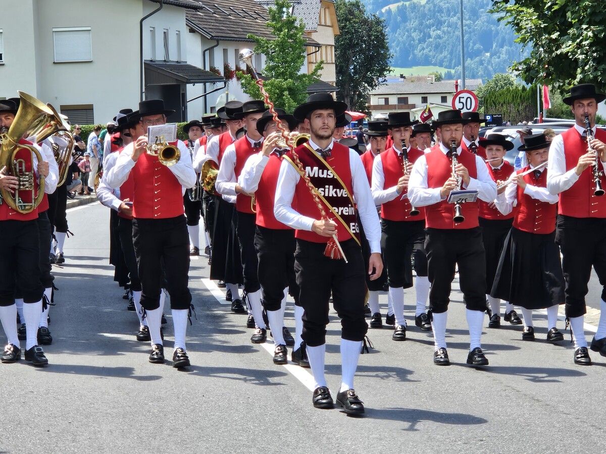 Lingenau war am Wochenende Treffpunkt für Musikanten und Blasmusikbegeisterte.⇒ME