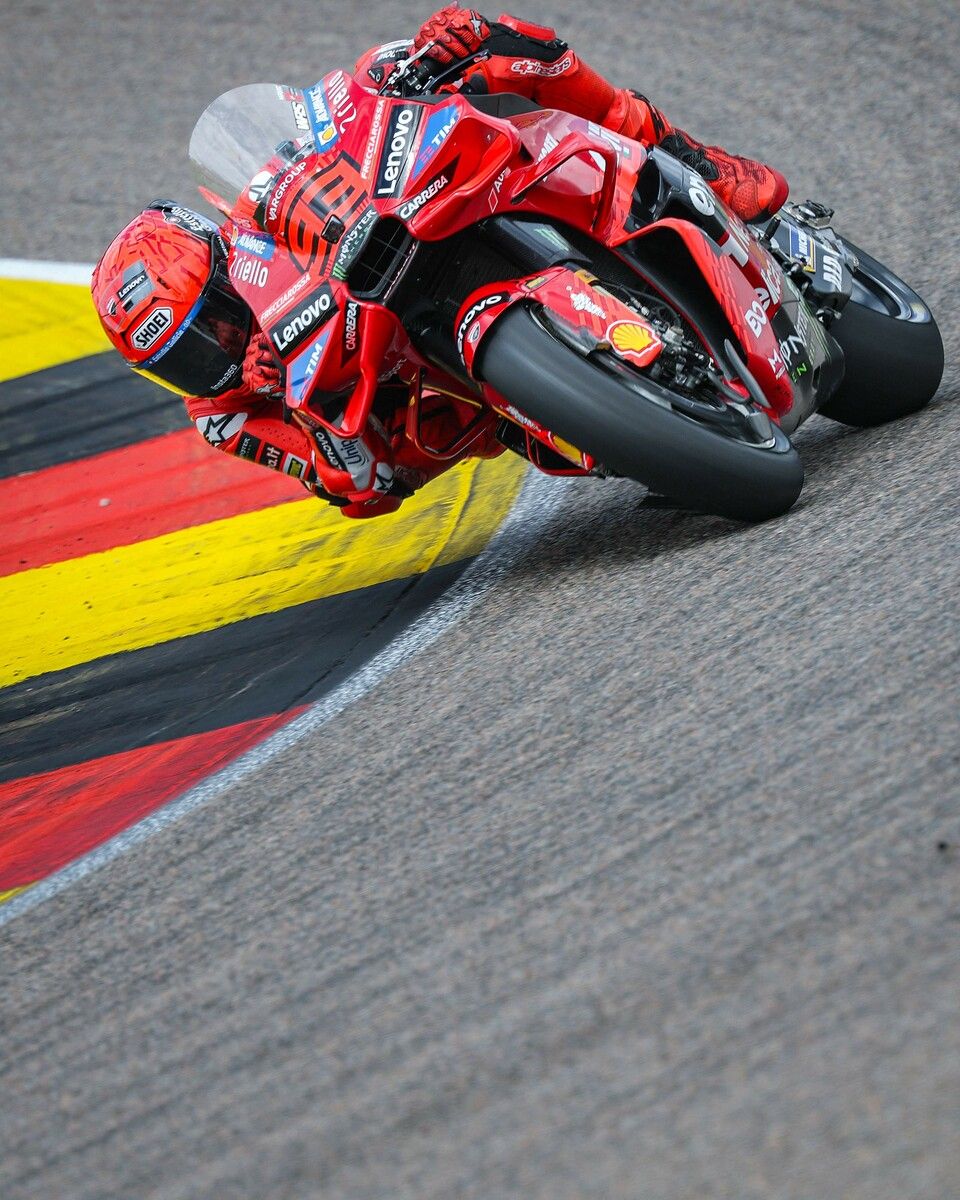 Marc Marquez hatte in seinem 200. MotoGP-Rennen den 69. Sieg. Nur Motorradlegende Valentino Rossi (89) liegt noch klar vor ihm.⇒APA