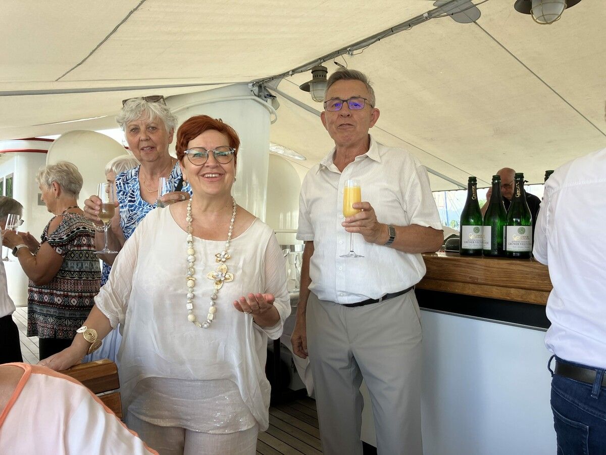 Mit Musik und feinem Essen den Sonnenuntergang am Bodensee genossen. ⇒Vorarlberg 50plus Lustenau
