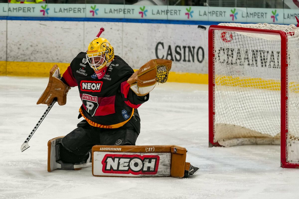 Noch hat das Training nicht begonnen und so bereiten sich Pioneers-Goalie David Madlener und Co. aktuell noch individuell auf die neue Saison vor. ⇒VN-Stiplovsek
