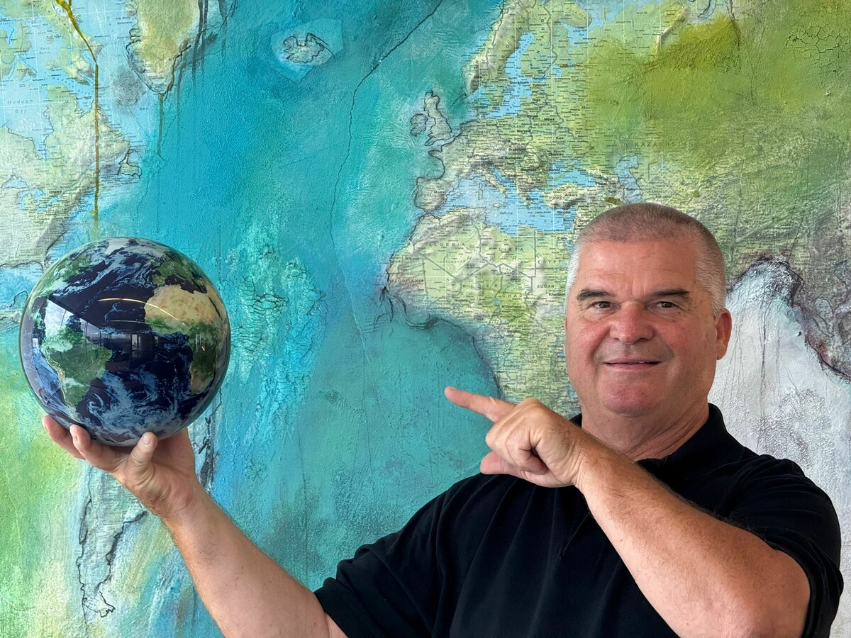 Peter Urach: „Eine Bewerbung überzeugt, wenn sie ehrlich, gut vorbereitet und individuell auf unser Unternehmen abgestimmt ist.“ ⇒Blue Planet
