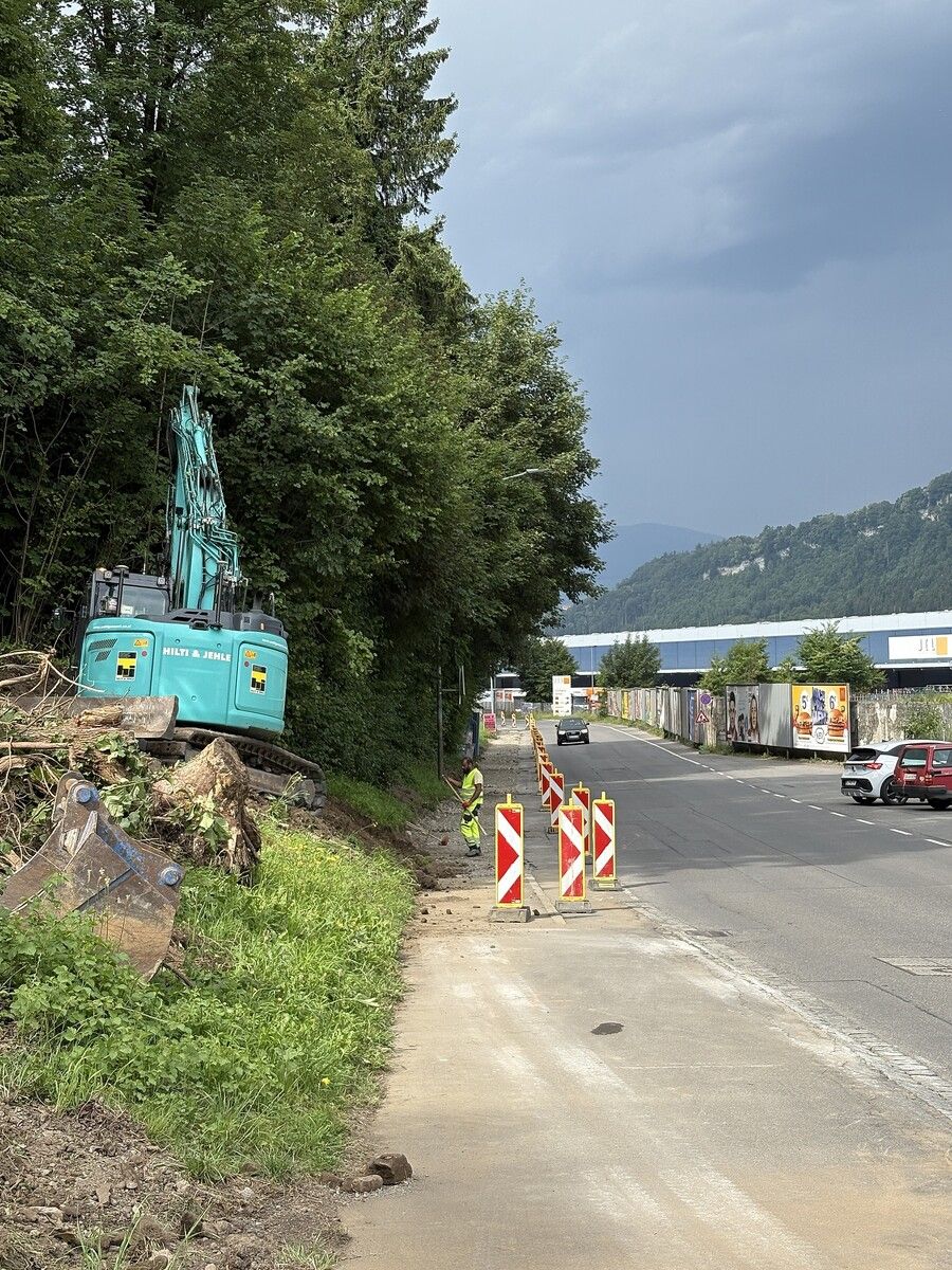 Während der Brückensperre werden Individualverkehr und mehrere Buslinien großräumig umgeleitet. →⇒Stadt Feldkirch