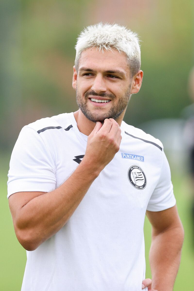 „Weltenbummler“ Emanuel Sakic spielt nun unter Damir Canadi auf Zypern.⇒gepa