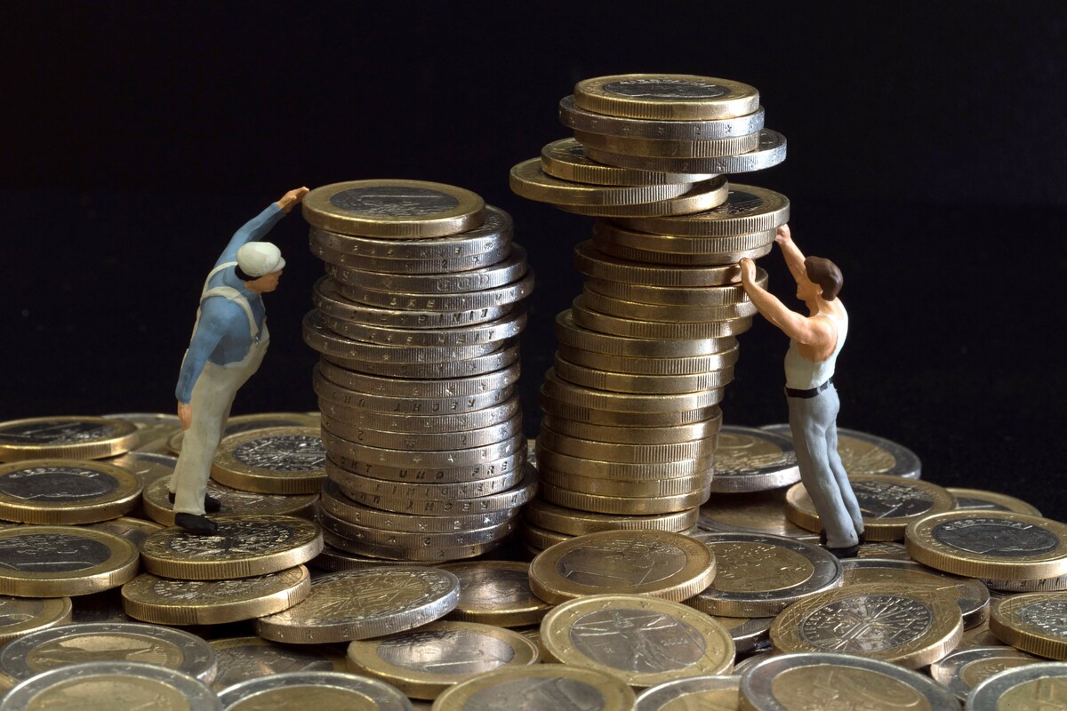 Wer hat am Monatsende wie viel auf dem Gehaltszettel? Die Gehälter von Hochschulabsolventen variieren je nach Fachrichtung und Bundesland stark. ⇒APA