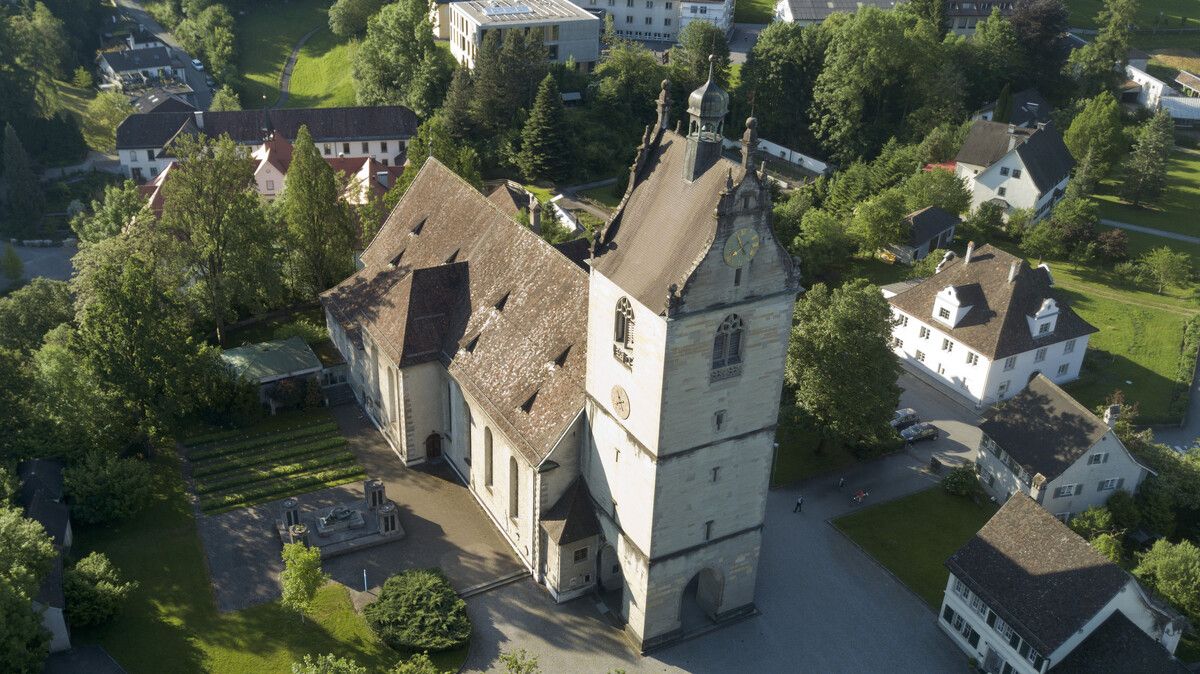 Zur Festspieleröffnung gehört auch eine Messe in St. Gallus.⇒Stadt